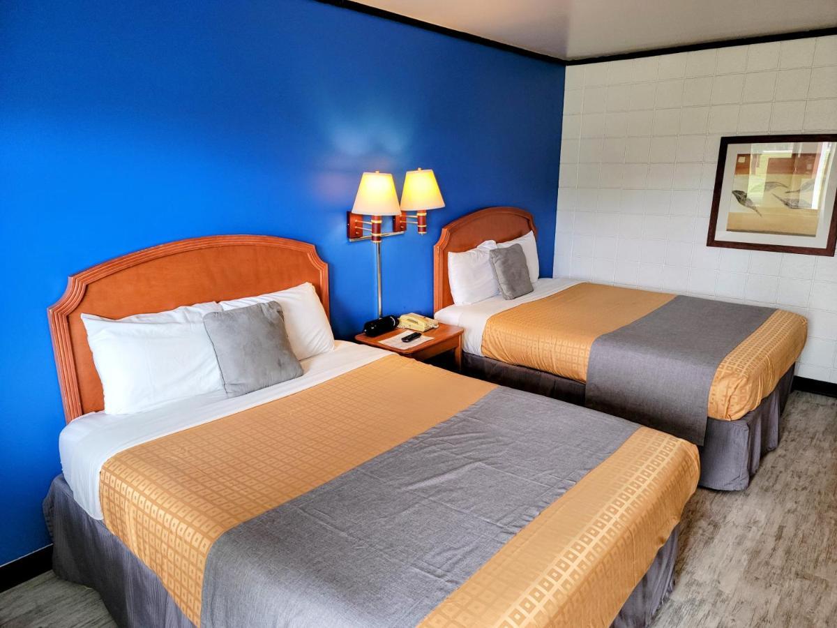 Skyview Motel - Prairie Du Sac Bagian luar foto