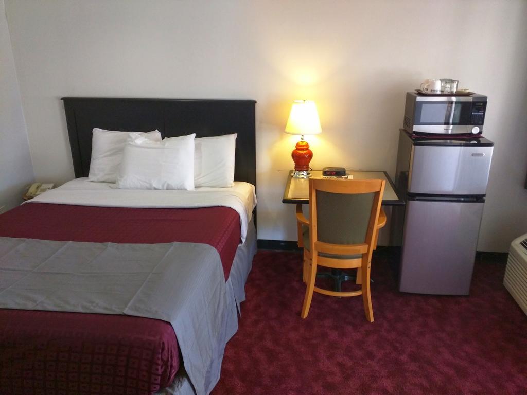 Skyview Motel - Prairie Du Sac Ruang foto